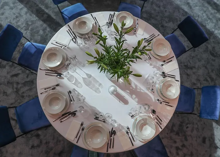 Готель Moderno 4*